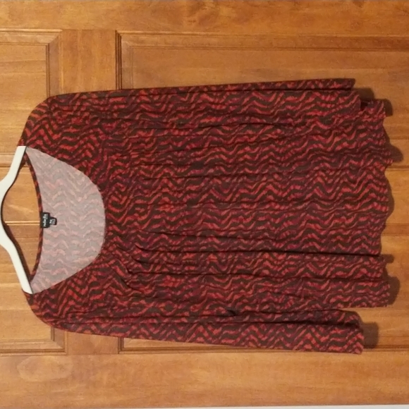 Rafaela woman's P/L scoop neck pleated blouse - Picture 1 of 10